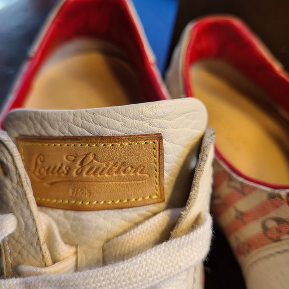 Authentic LV tennis shoes. Very good condition. - Picture 2 of 6
